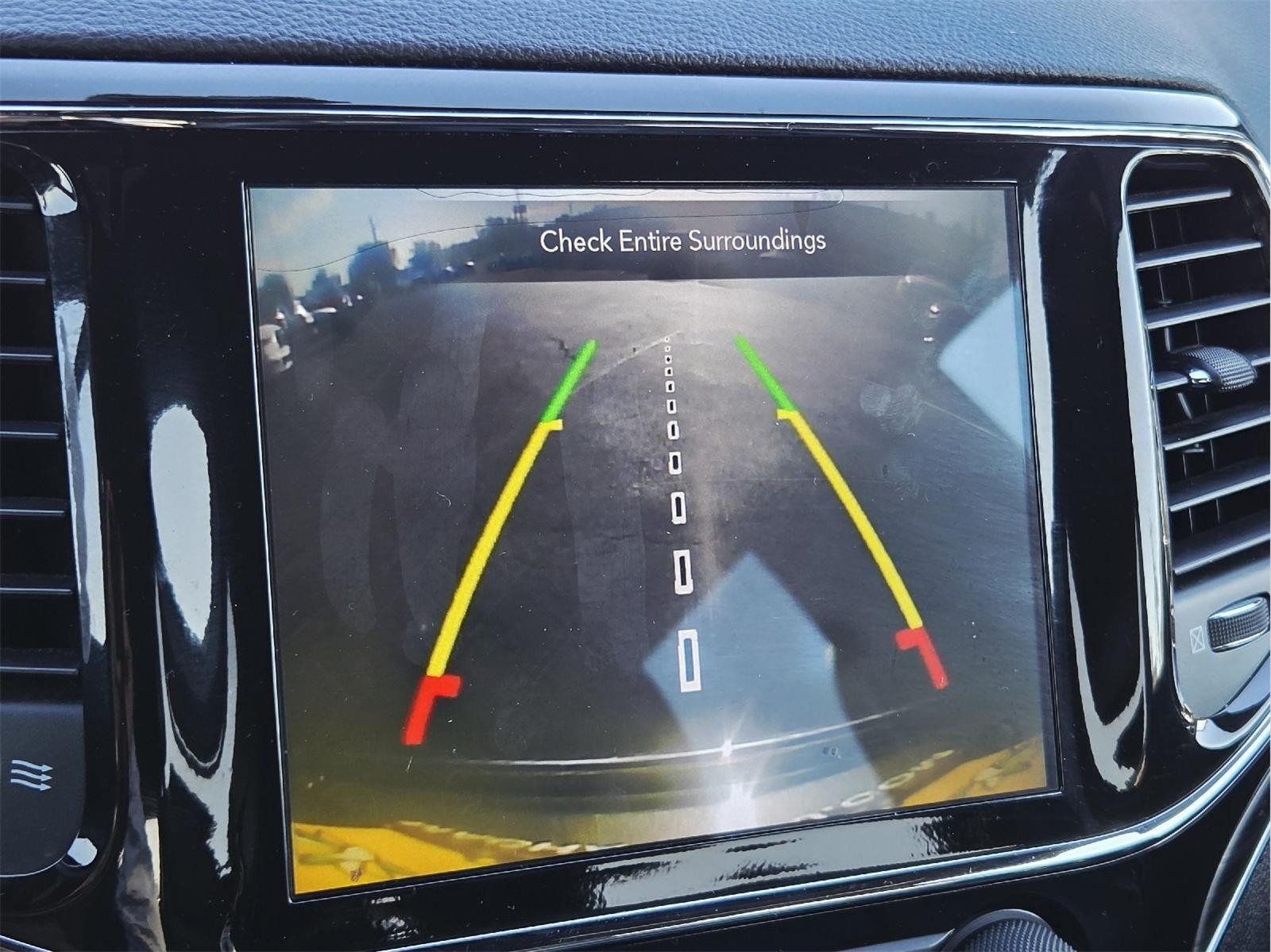 2021 Jeep Grand Cherokee photo 25 of 35