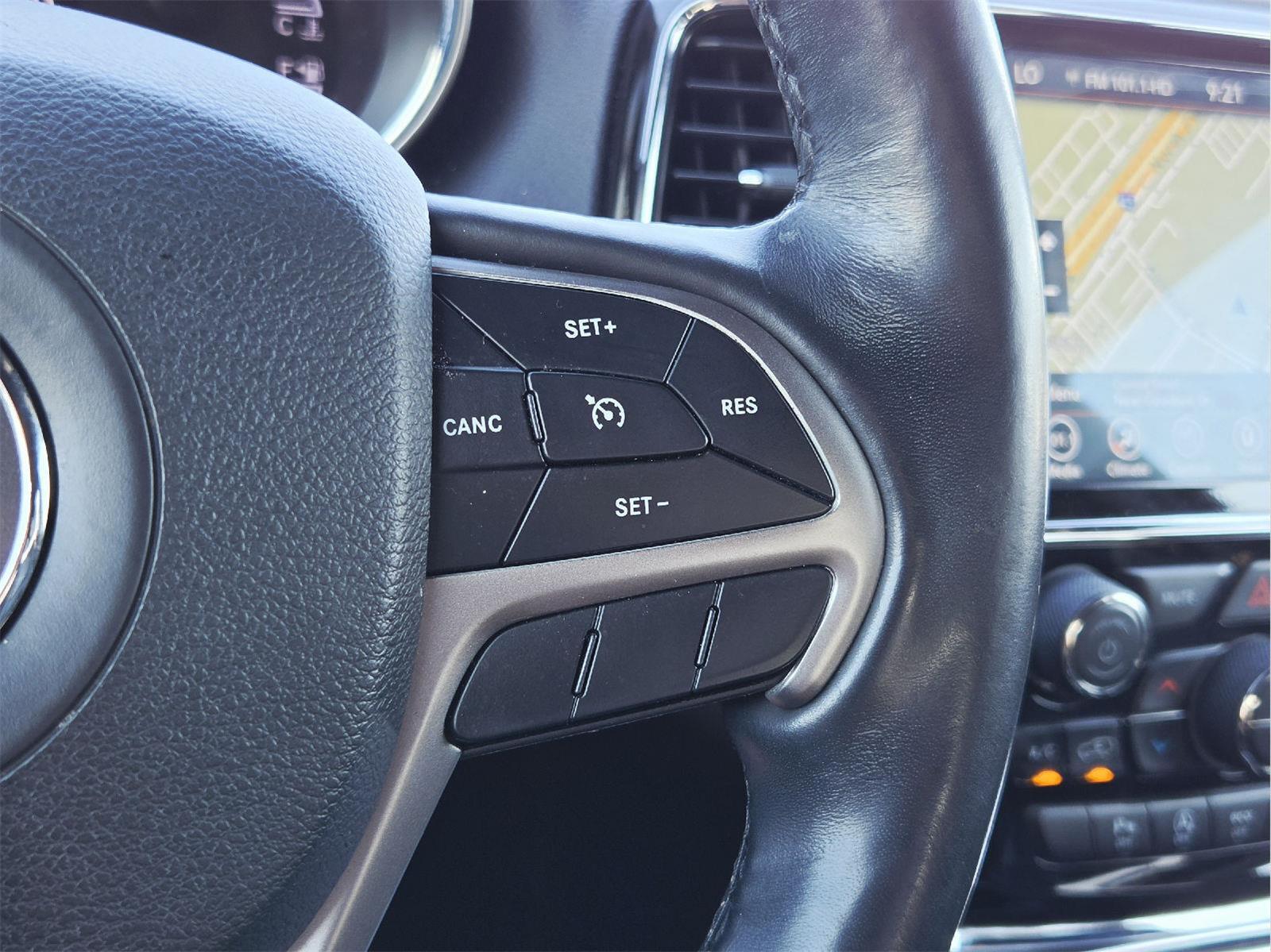 2021 Jeep Grand Cherokee photo 29 of 35