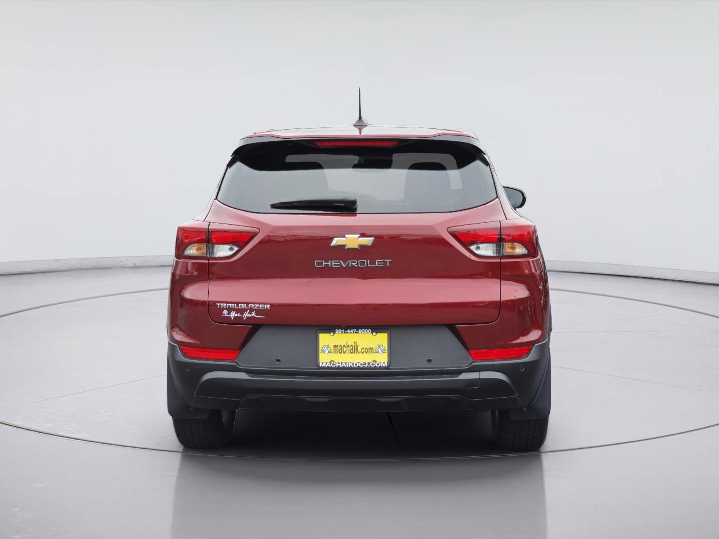 2024 Chevrolet Trailblazer photo 6 of 36