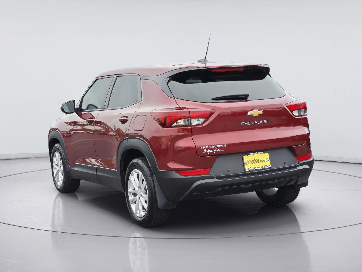 2024 Chevrolet Trailblazer photo 7 of 36