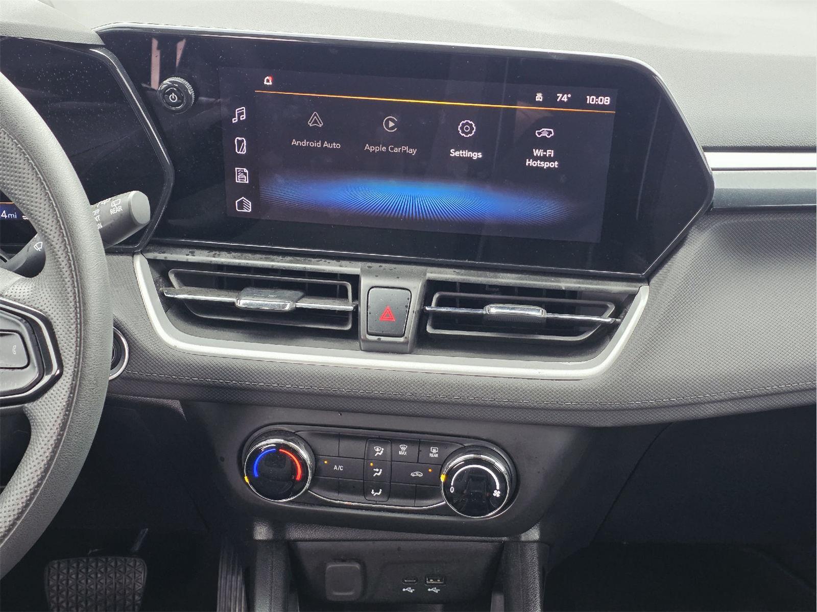 2024 Chevrolet Trailblazer photo 21 of 36