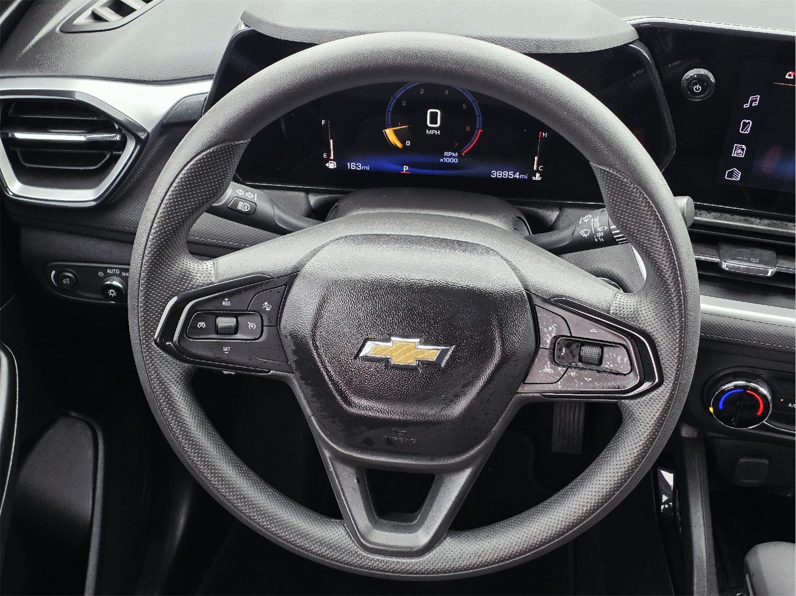 2024 Chevrolet Trailblazer photo 28 of 36