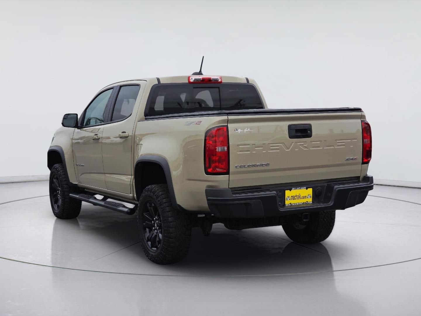 2022 Chevrolet Colorado photo 7 of 35