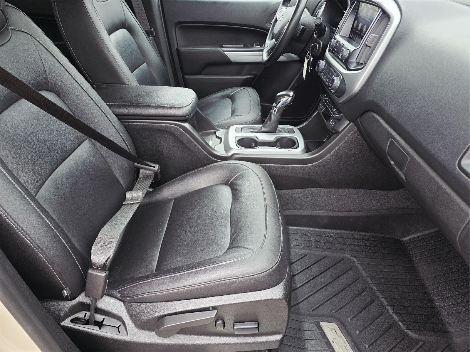 2022 Chevrolet Colorado photo 15 of 35
