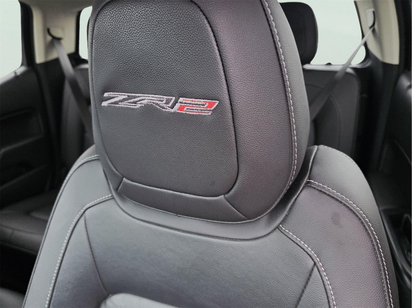 2022 Chevrolet Colorado photo 16 of 35