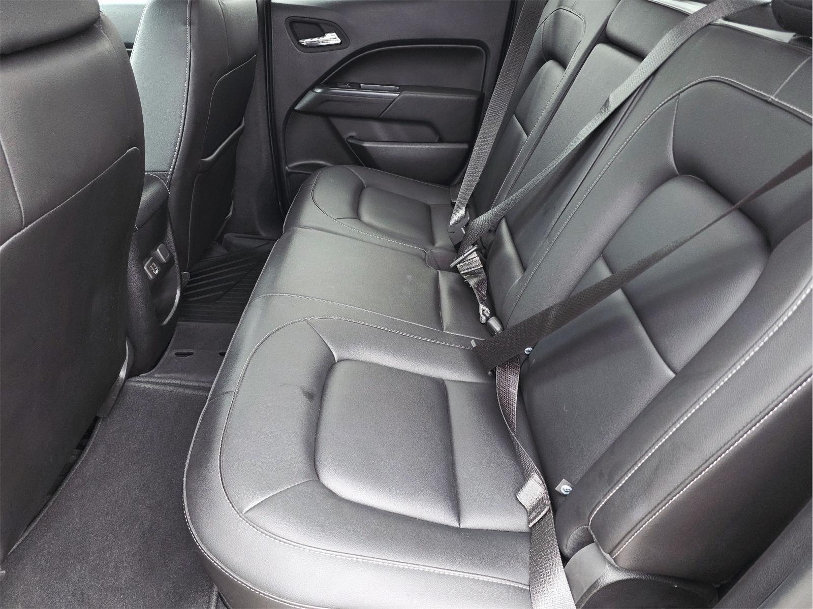 2022 Chevrolet Colorado photo 19 of 35