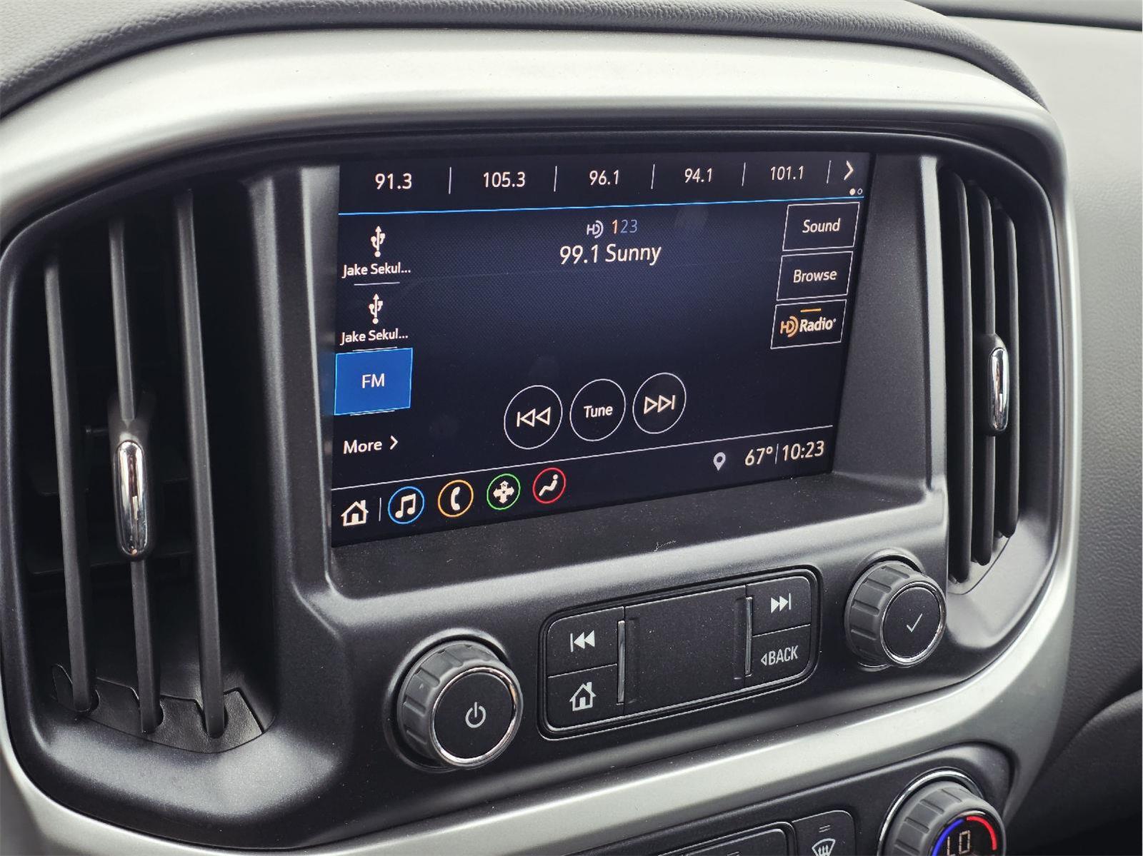 2022 Chevrolet Colorado photo 23 of 35
