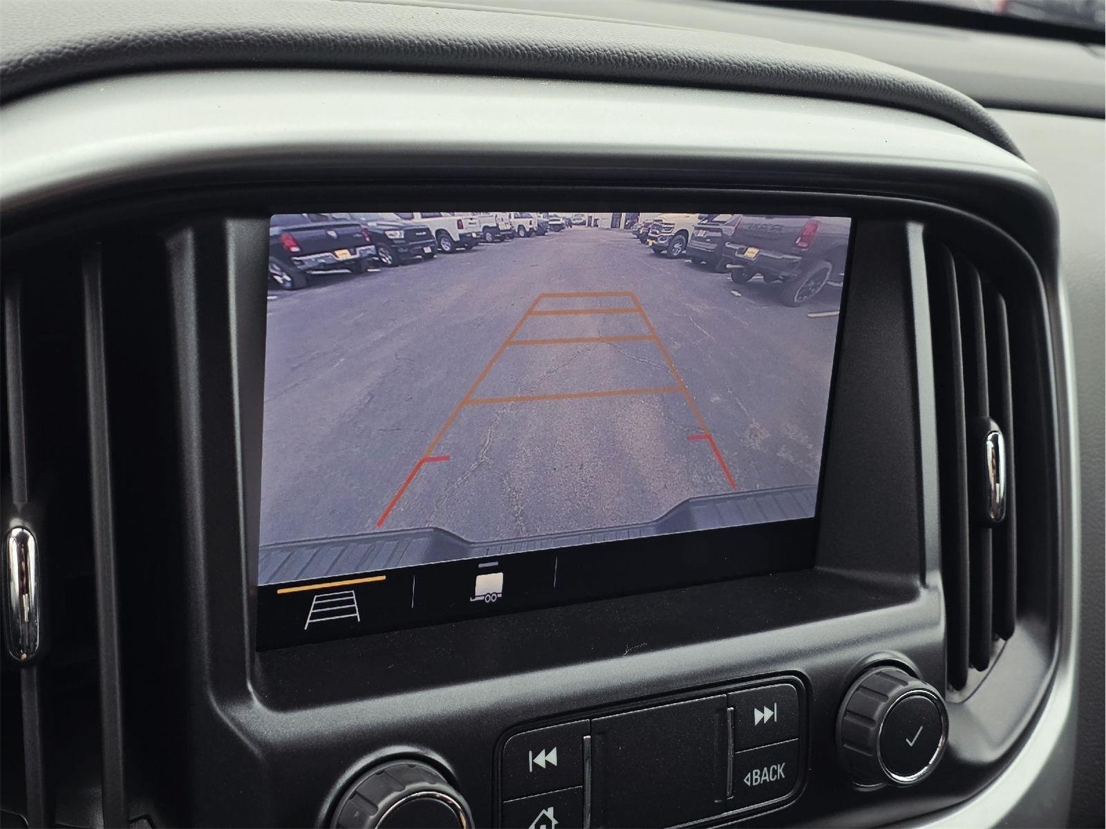 2022 Chevrolet Colorado photo 24 of 35