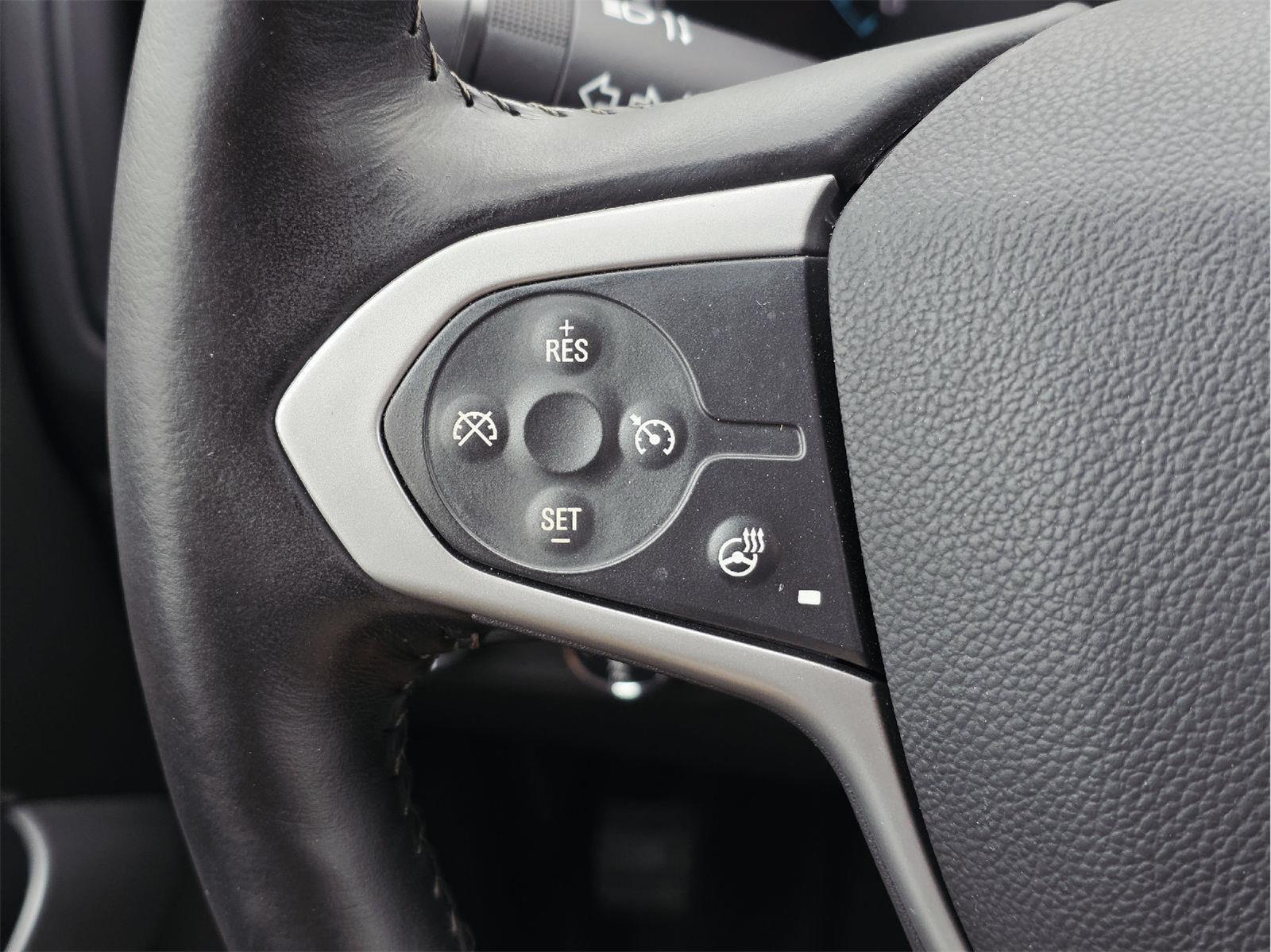 2022 Chevrolet Colorado photo 30 of 35