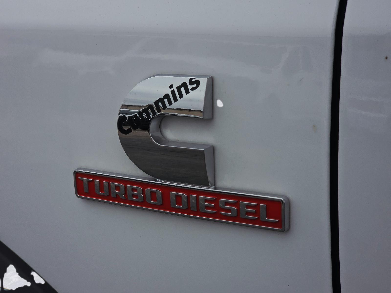 2025 Ram 3500 Chassis Cab photo 13 of 37