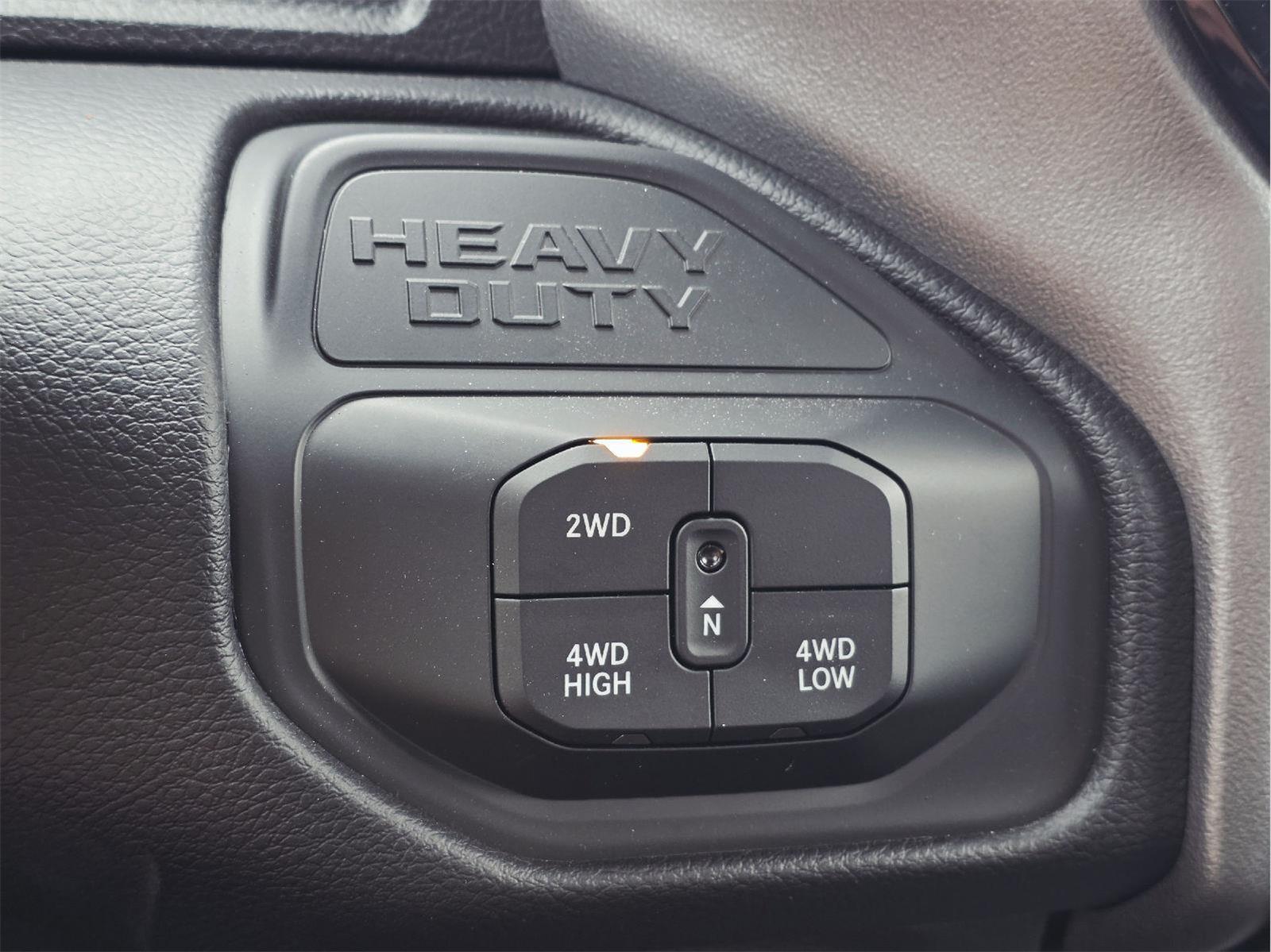 2025 Ram 3500 Chassis Cab photo 27 of 37