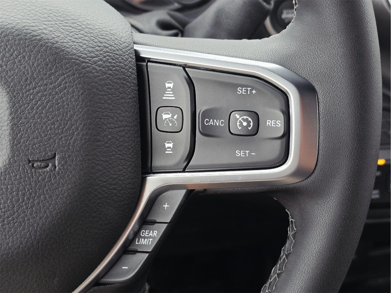 2025 Ram 3500 Chassis Cab photo 31 of 37