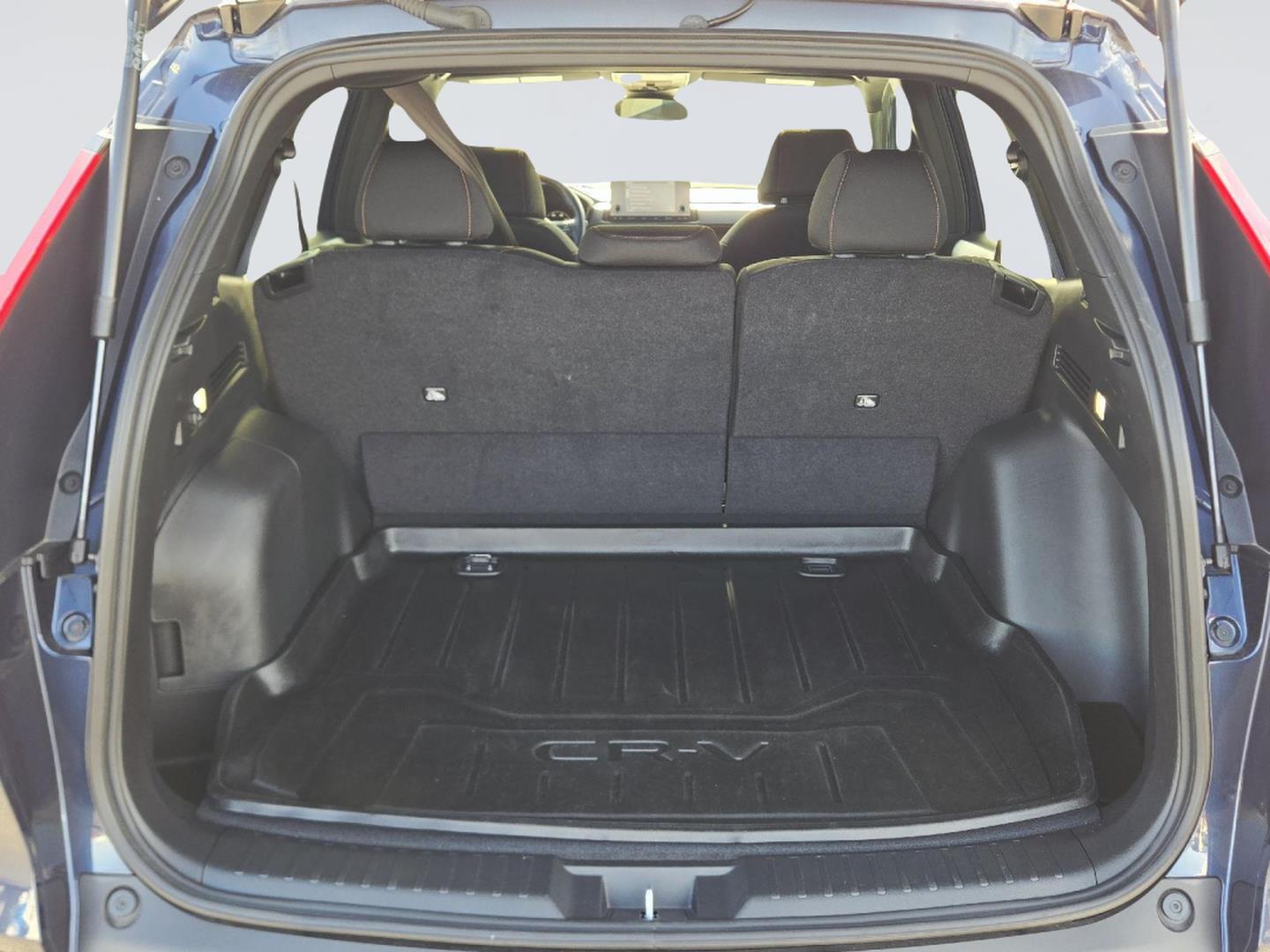 2025 Honda CR-V Hybrid photo 22 of 36
