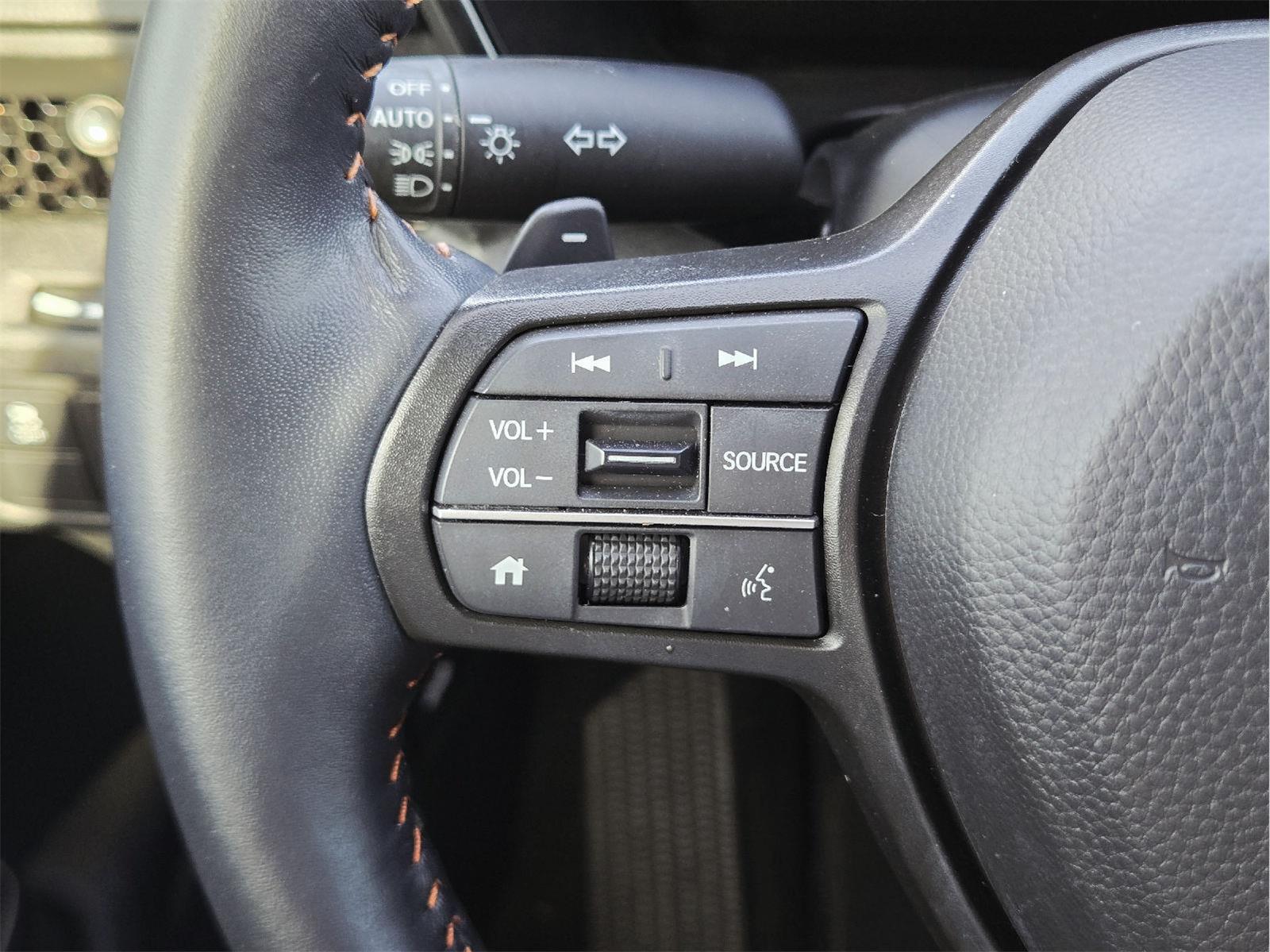 2025 Honda CR-V Hybrid photo 33 of 36