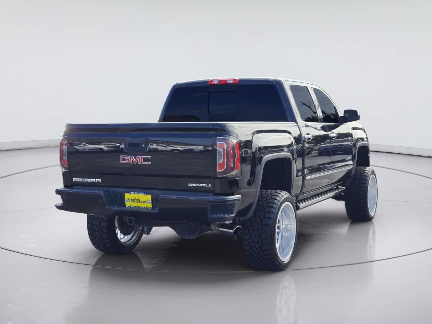 2018 GMC Sierra 1500 photo 4 of 36