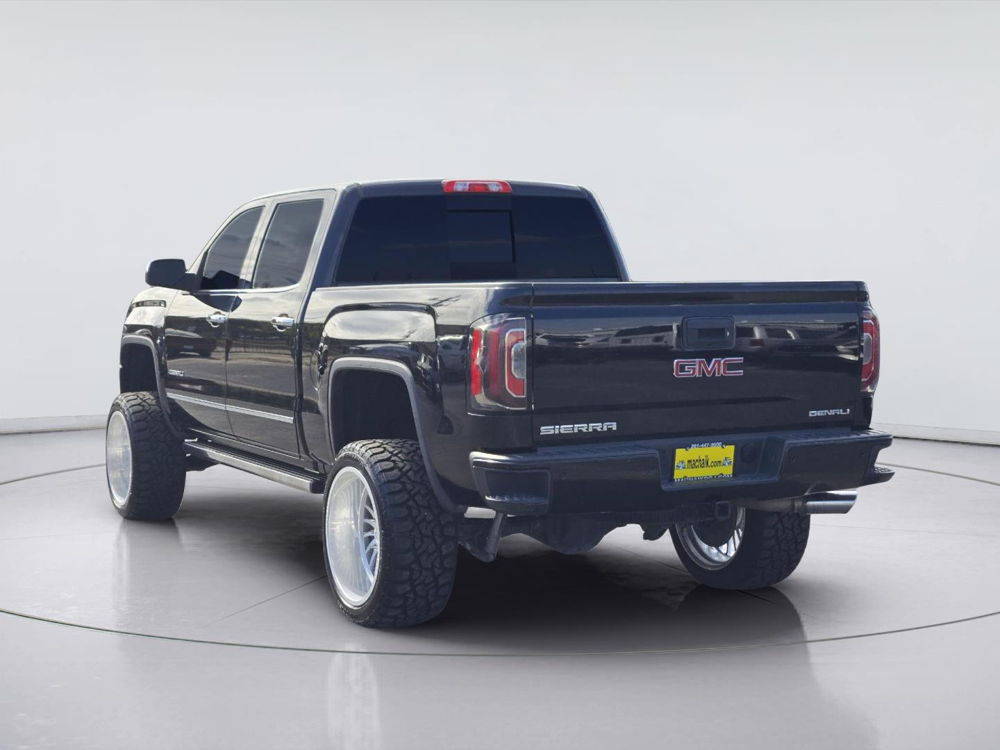 2018 GMC Sierra 1500 photo 6 of 36