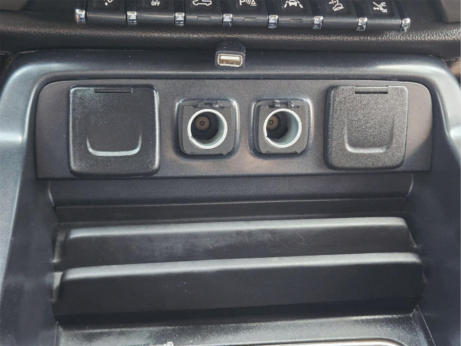 2018 GMC Sierra 1500 photo 27 of 36