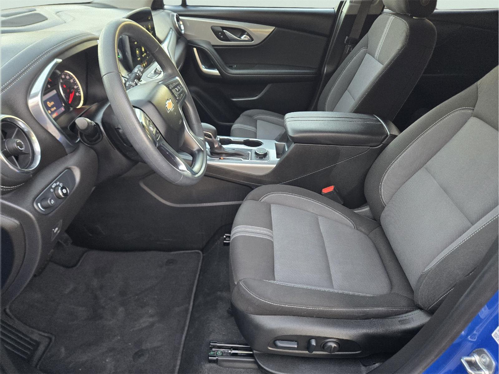 2024 Chevrolet Blazer photo 13 of 35