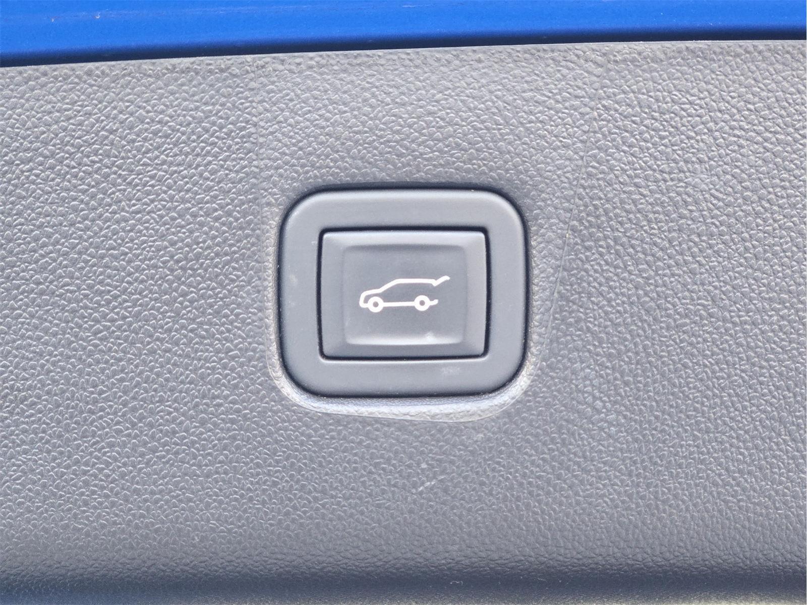 2024 Chevrolet Blazer photo 22 of 35