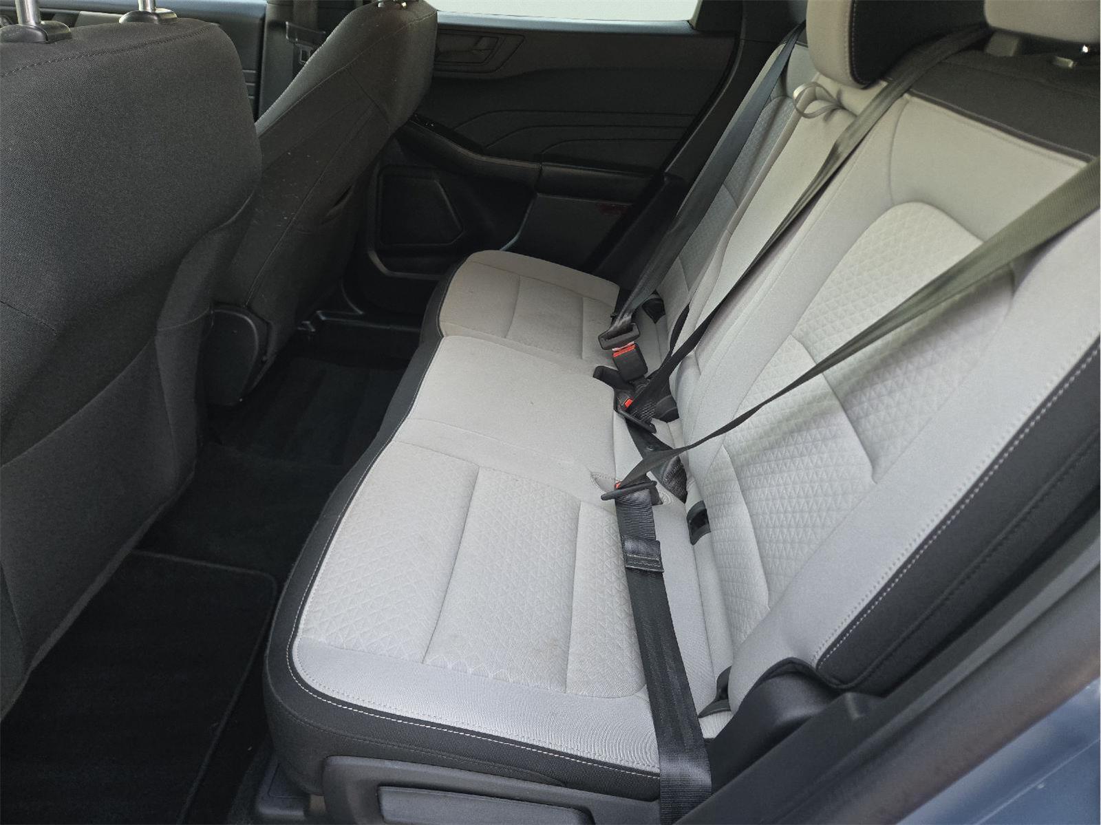 2025 Ford Escape photo 18 of 35