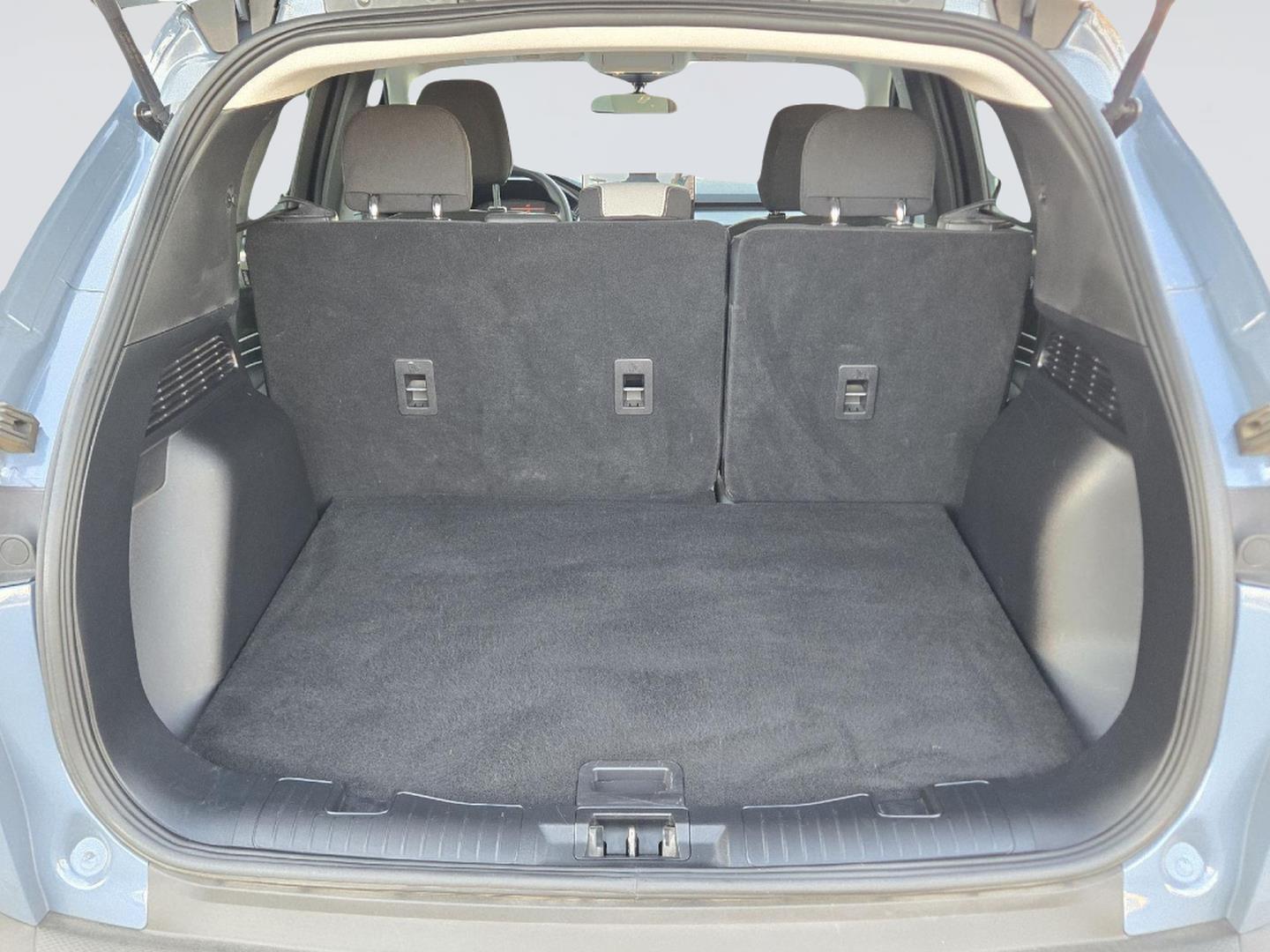 2025 Ford Escape photo 21 of 35