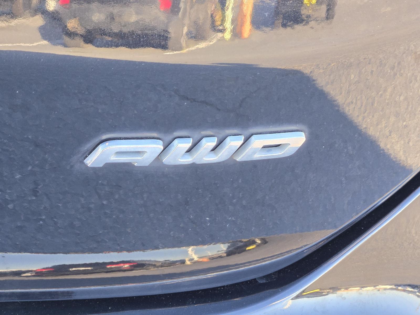 2022 Ford Edge photo 10 of 37