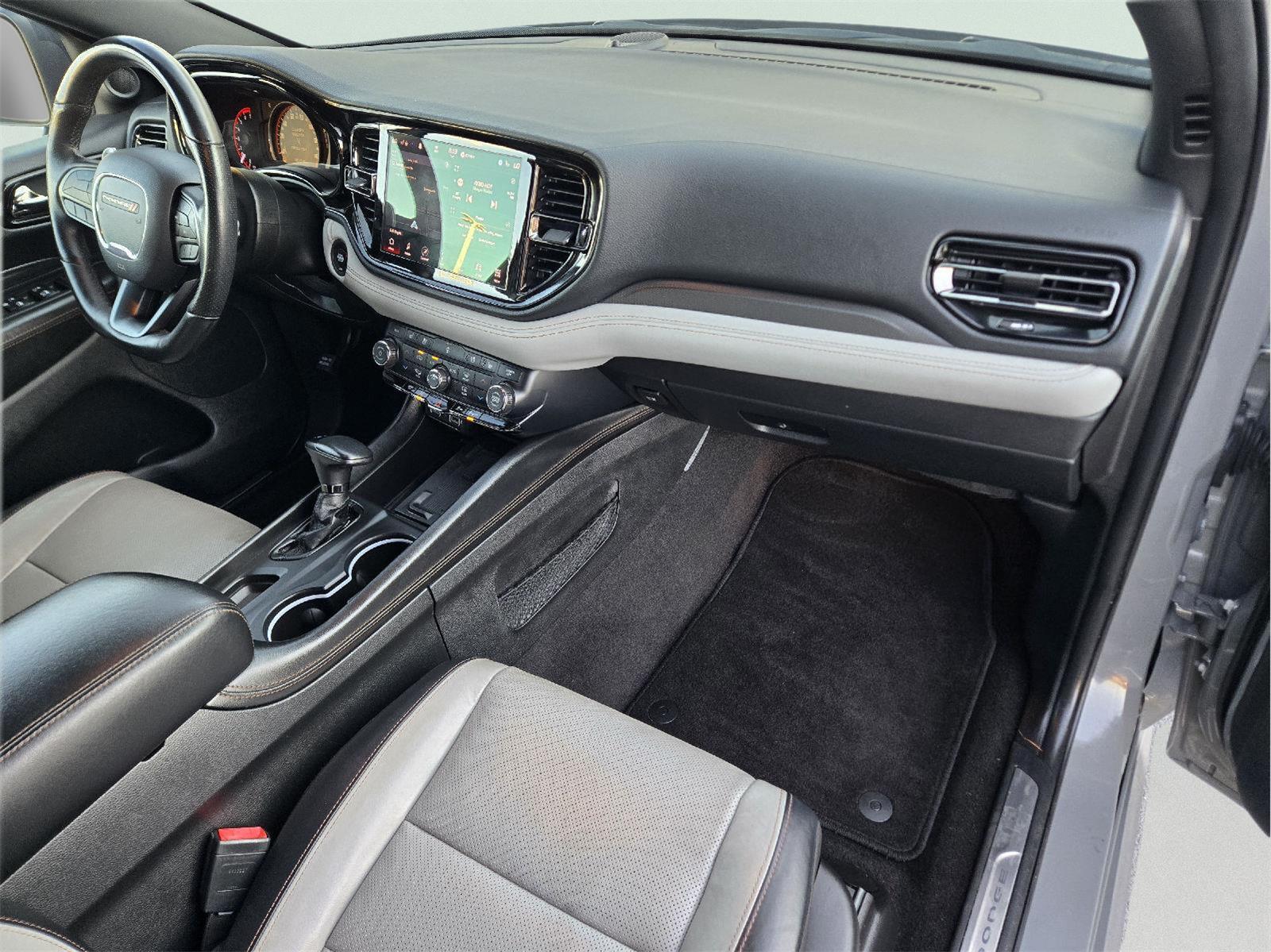 2022 Dodge Durango photo 12 of 36