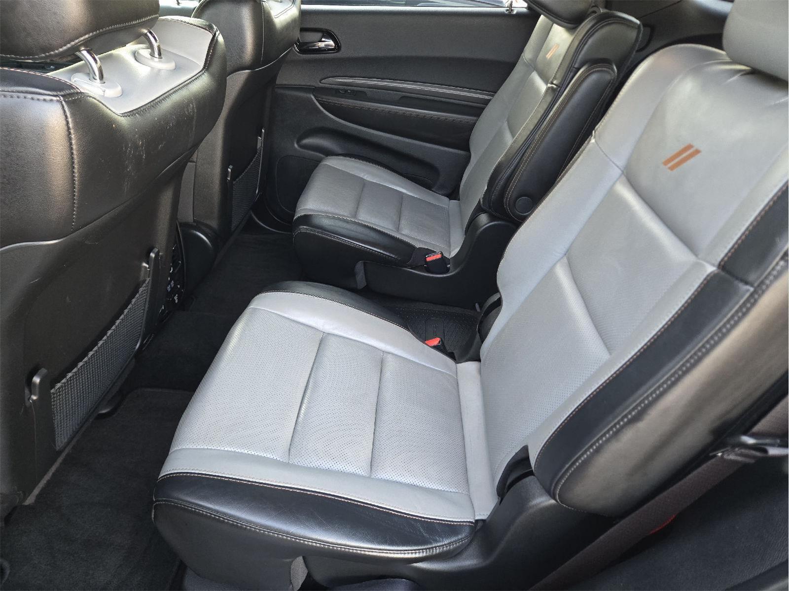 2022 Dodge Durango photo 18 of 36