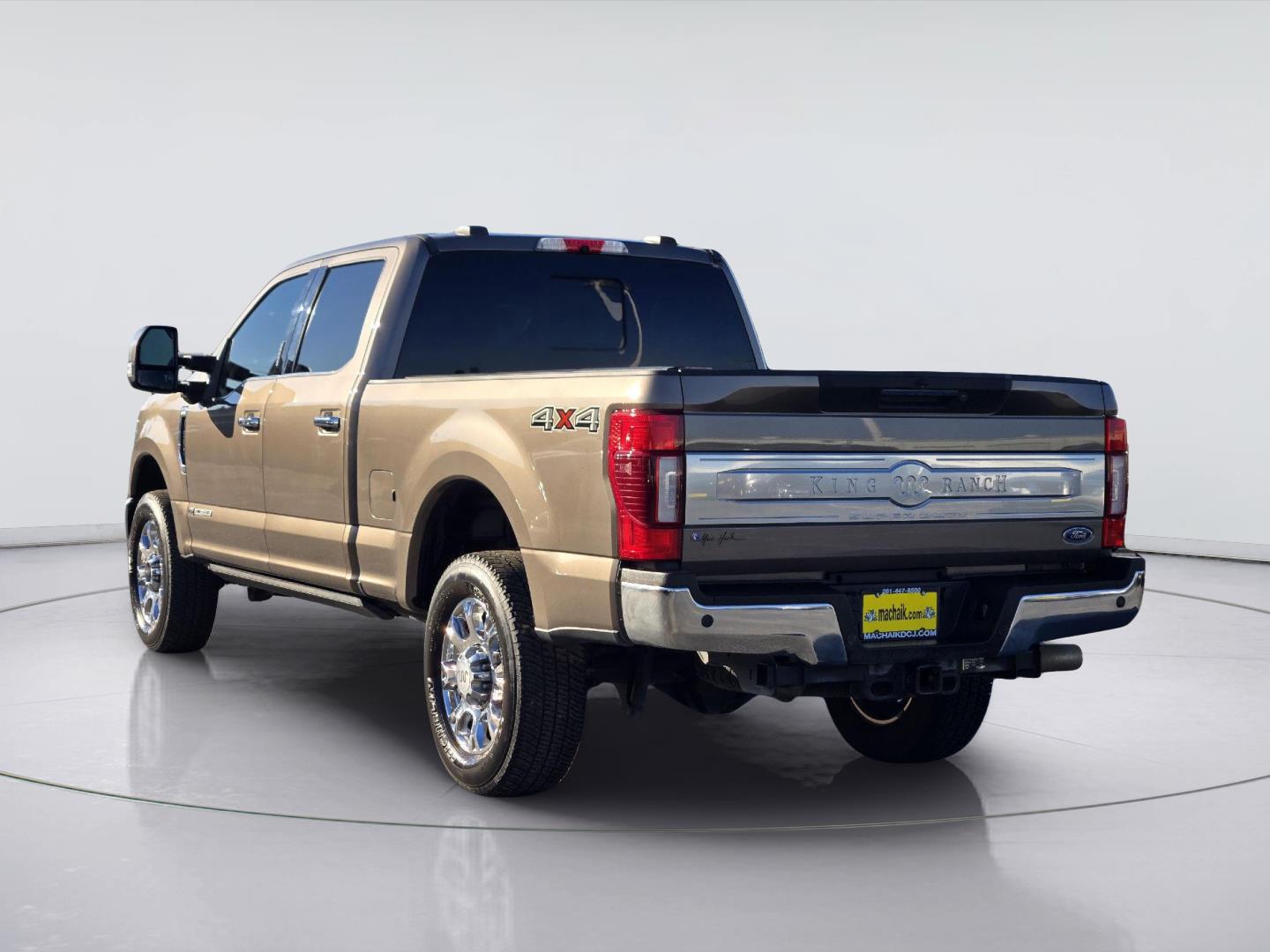 2022 Ford Super Duty F-250 photo 6 of 36