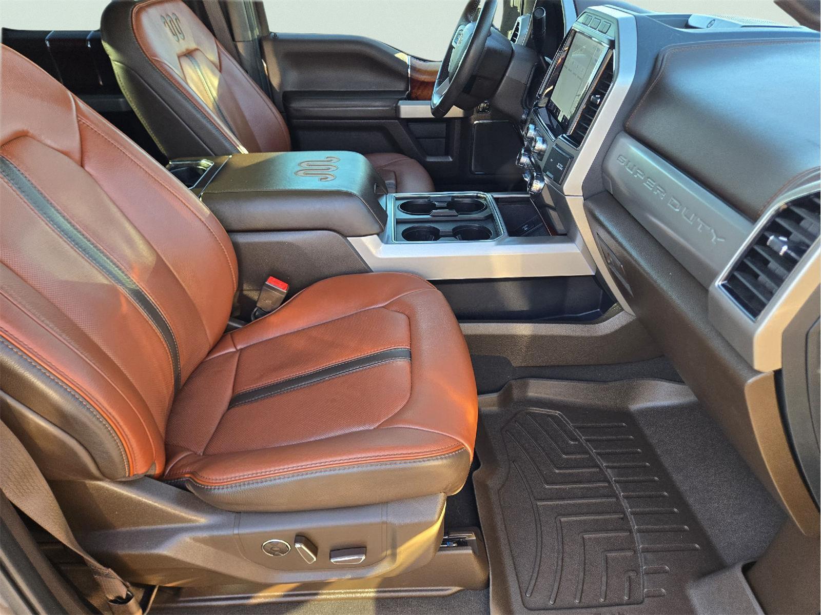 2022 Ford Super Duty F-250 photo 17 of 36