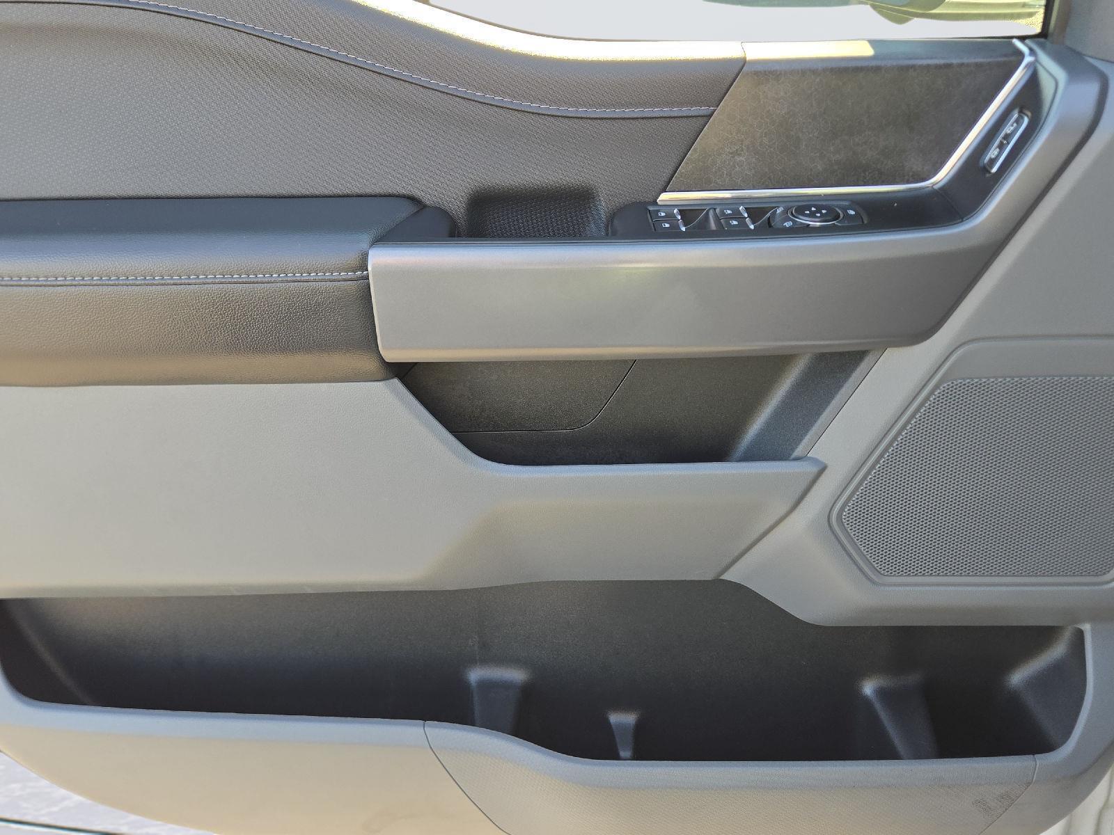 2025 Ford F-150 photo 19 of 35