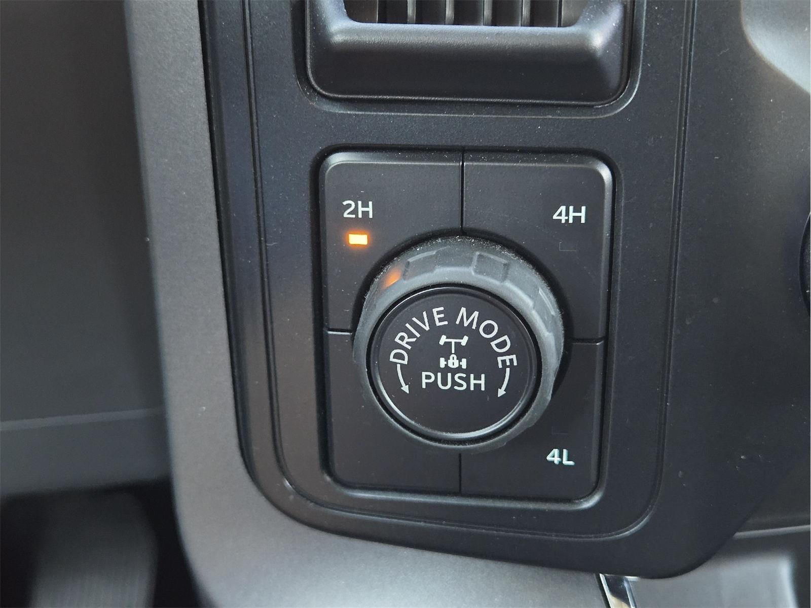2025 Ford F-150 photo 27 of 35