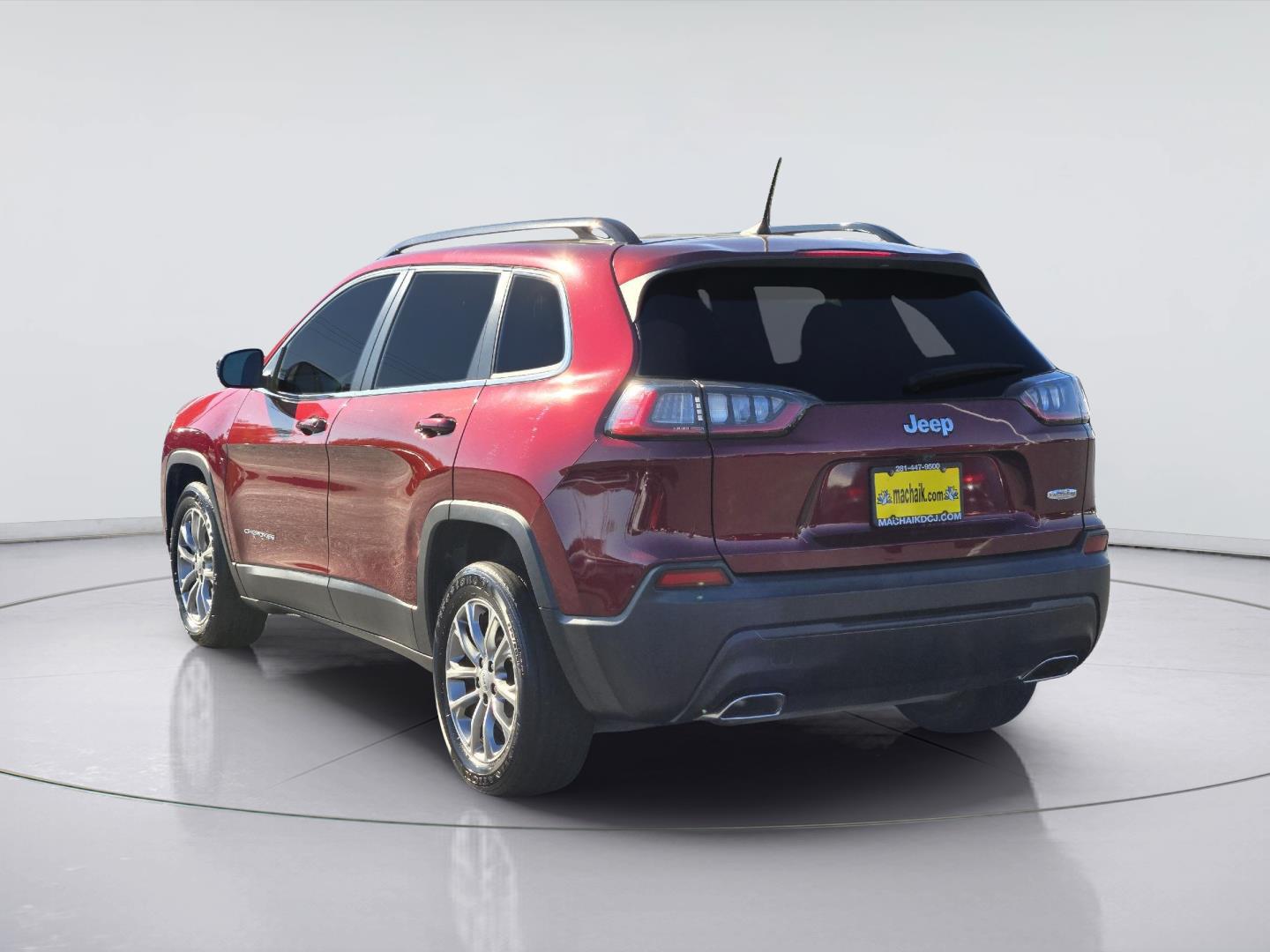 2022 Jeep Cherokee photo 6 of 35