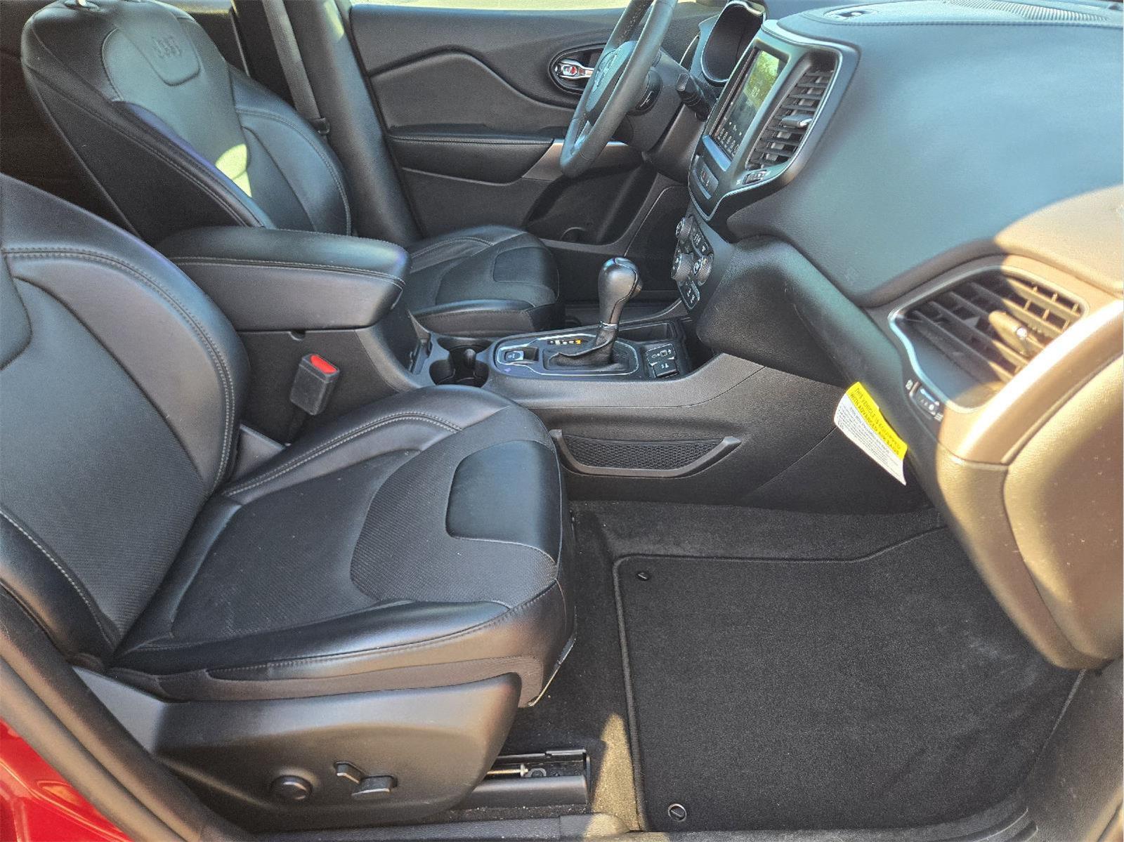 2022 Jeep Cherokee photo 15 of 35