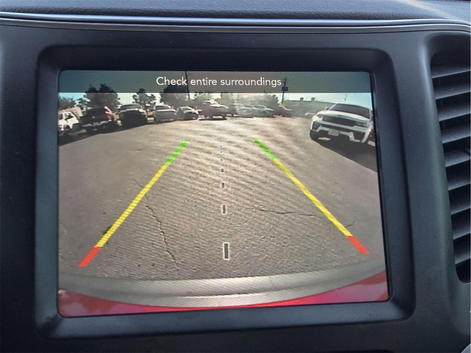 2022 Jeep Cherokee photo 25 of 35