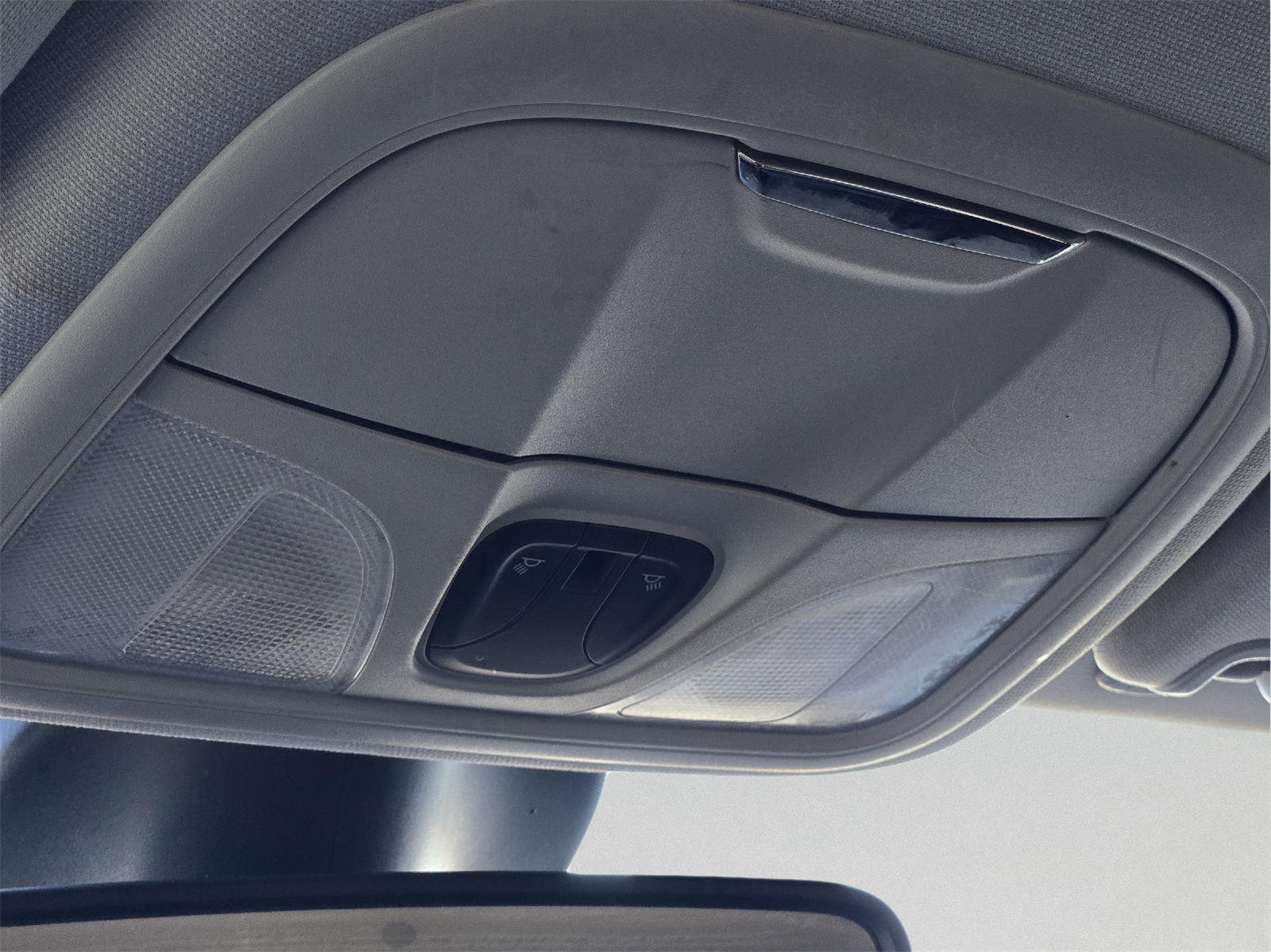 2022 Jeep Cherokee photo 29 of 35