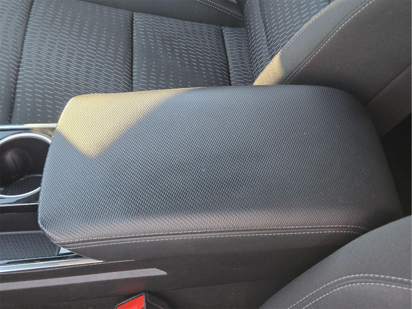 2025 Chevrolet Equinox photo 14 of 35