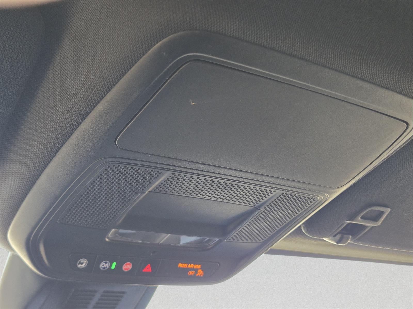 2025 Chevrolet Equinox photo 28 of 35