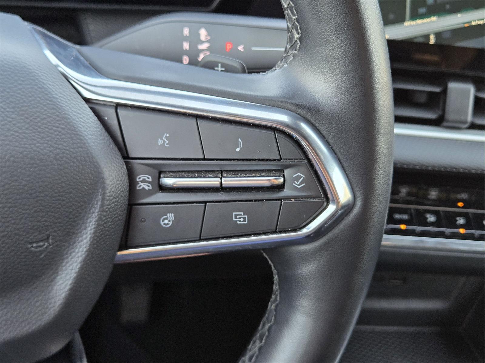 2025 Chevrolet Equinox photo 30 of 35