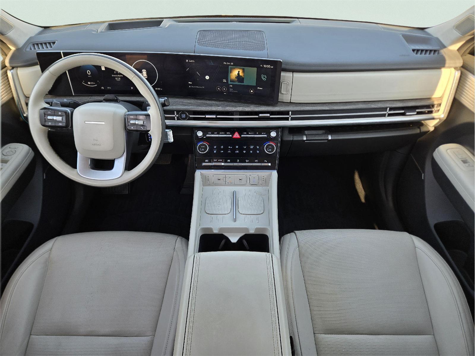 2024 Hyundai Santa Fe photo 10 of 35