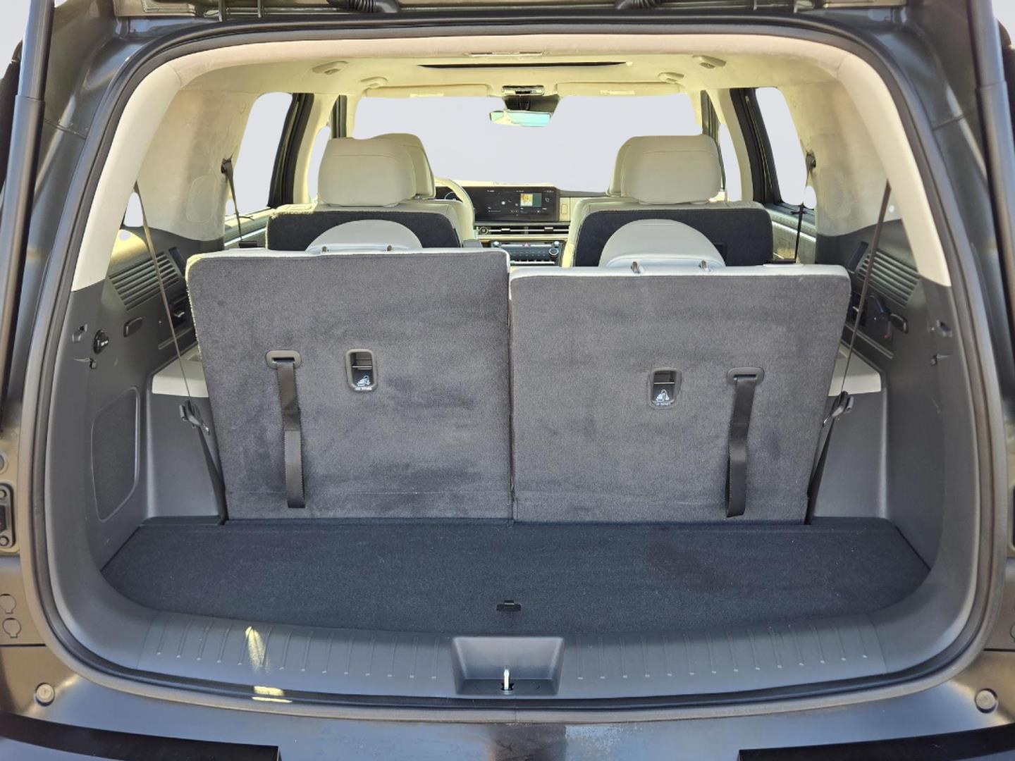 2024 Hyundai Santa Fe photo 20 of 35
