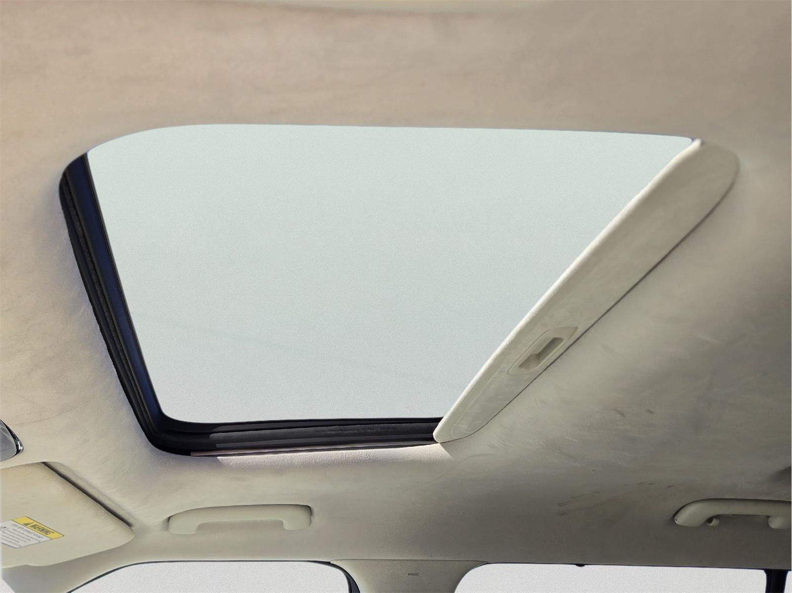 2024 Hyundai Santa Fe photo 22 of 35