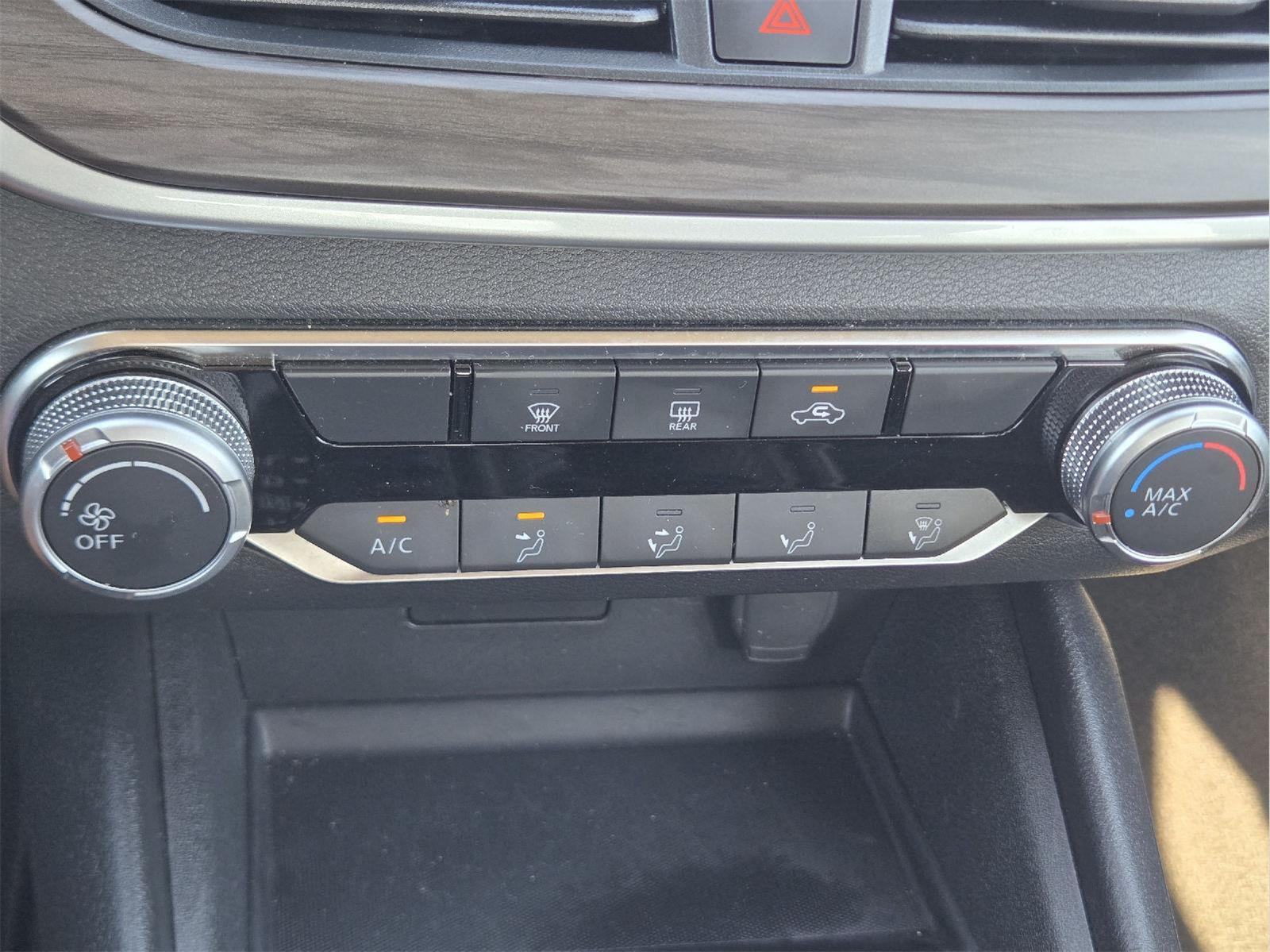 2025 Nissan Altima photo 25 of 36
