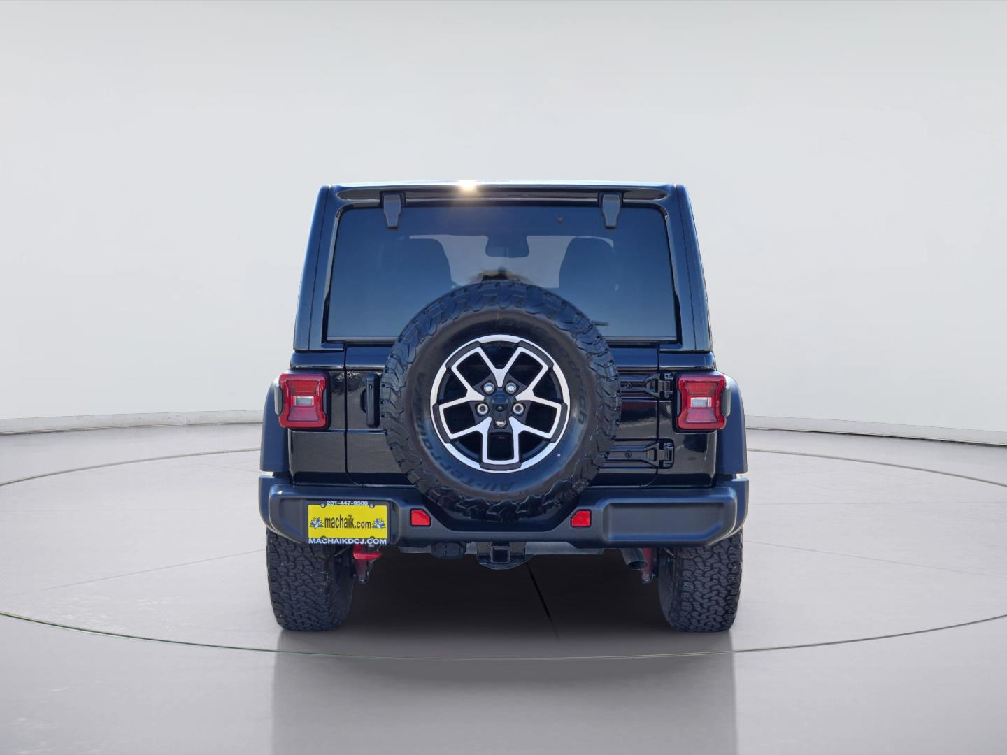 2025 Jeep Wrangler photo 5 of 34