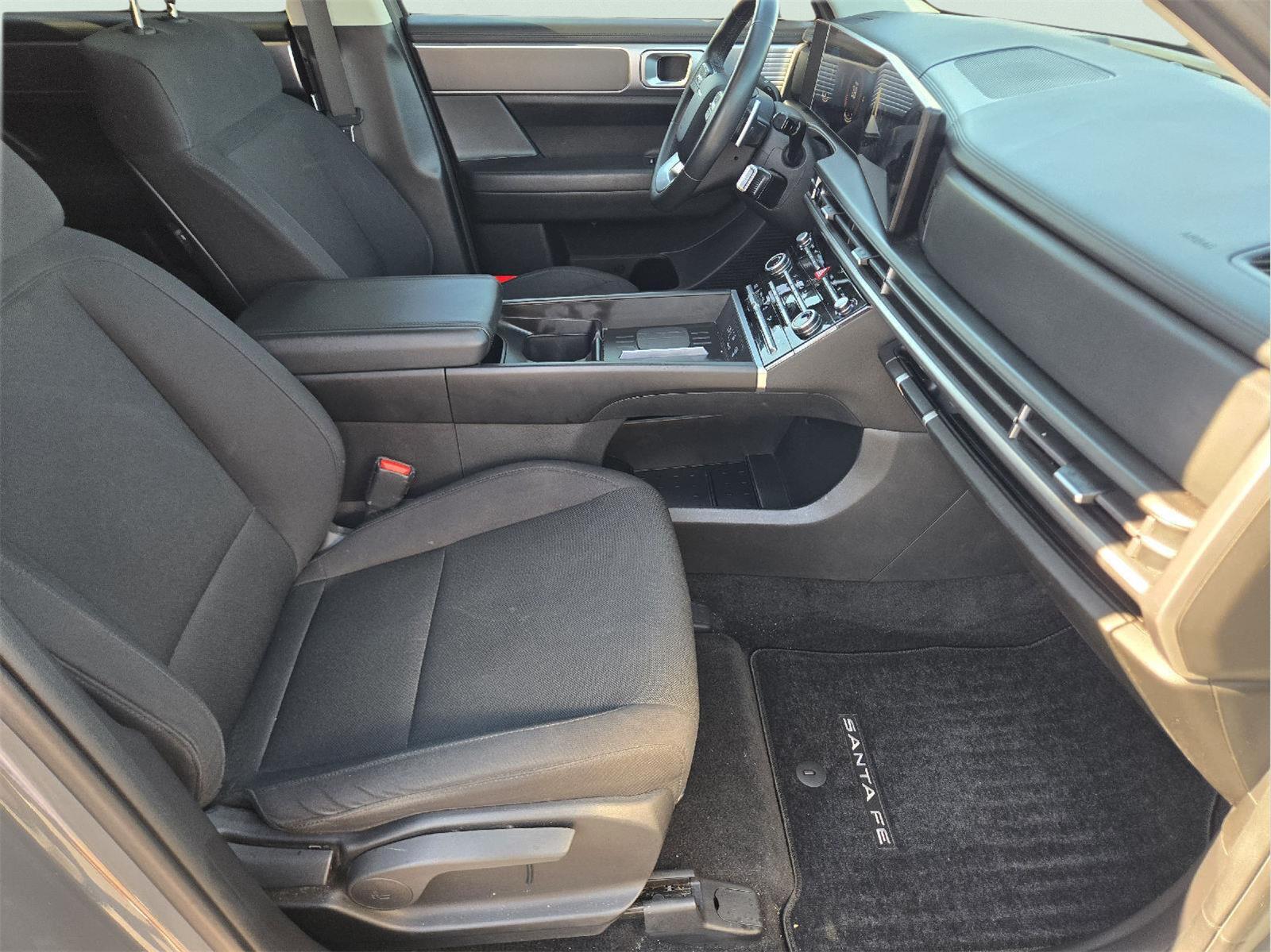 2026 Hyundai Santa Fe photo 14 of 35