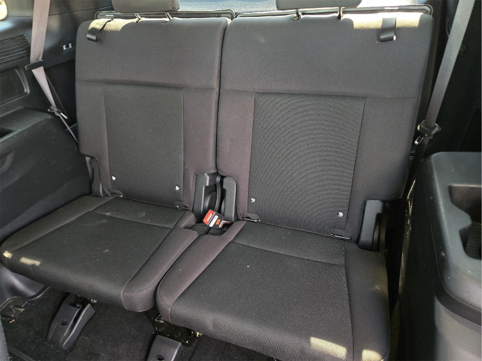 2026 Hyundai Santa Fe photo 19 of 35