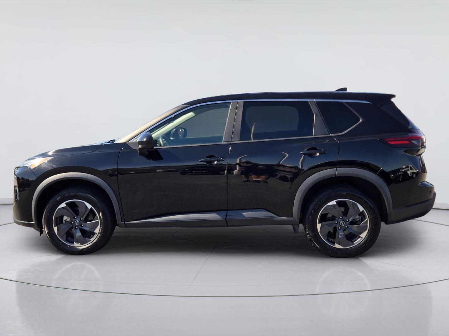 2024 Nissan Rogue photo 7 of 34