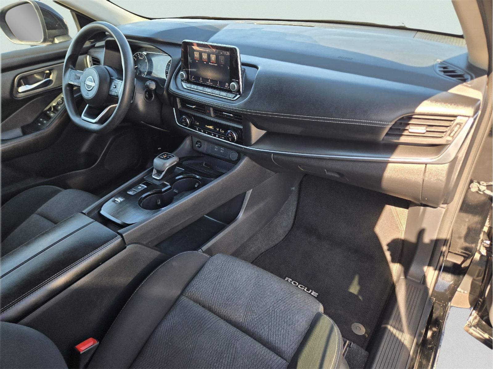 2024 Nissan Rogue photo 12 of 34