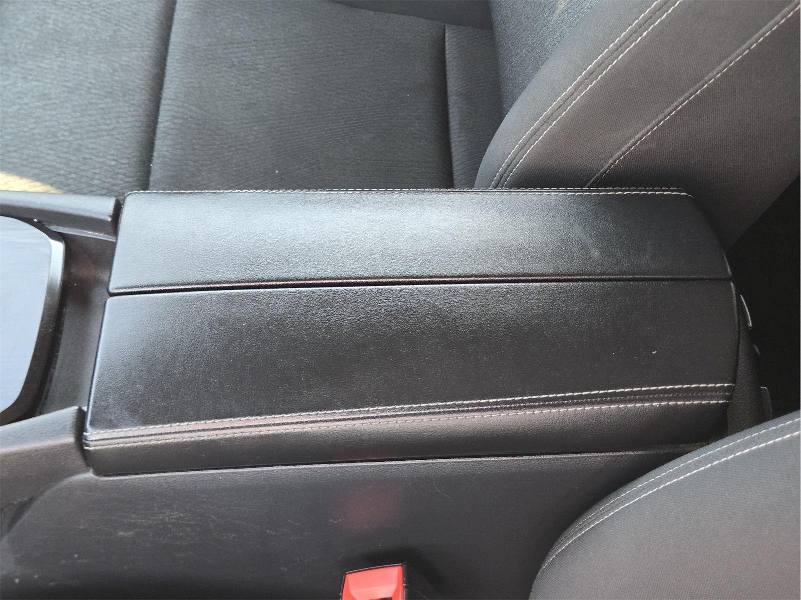 2024 Nissan Rogue photo 14 of 34