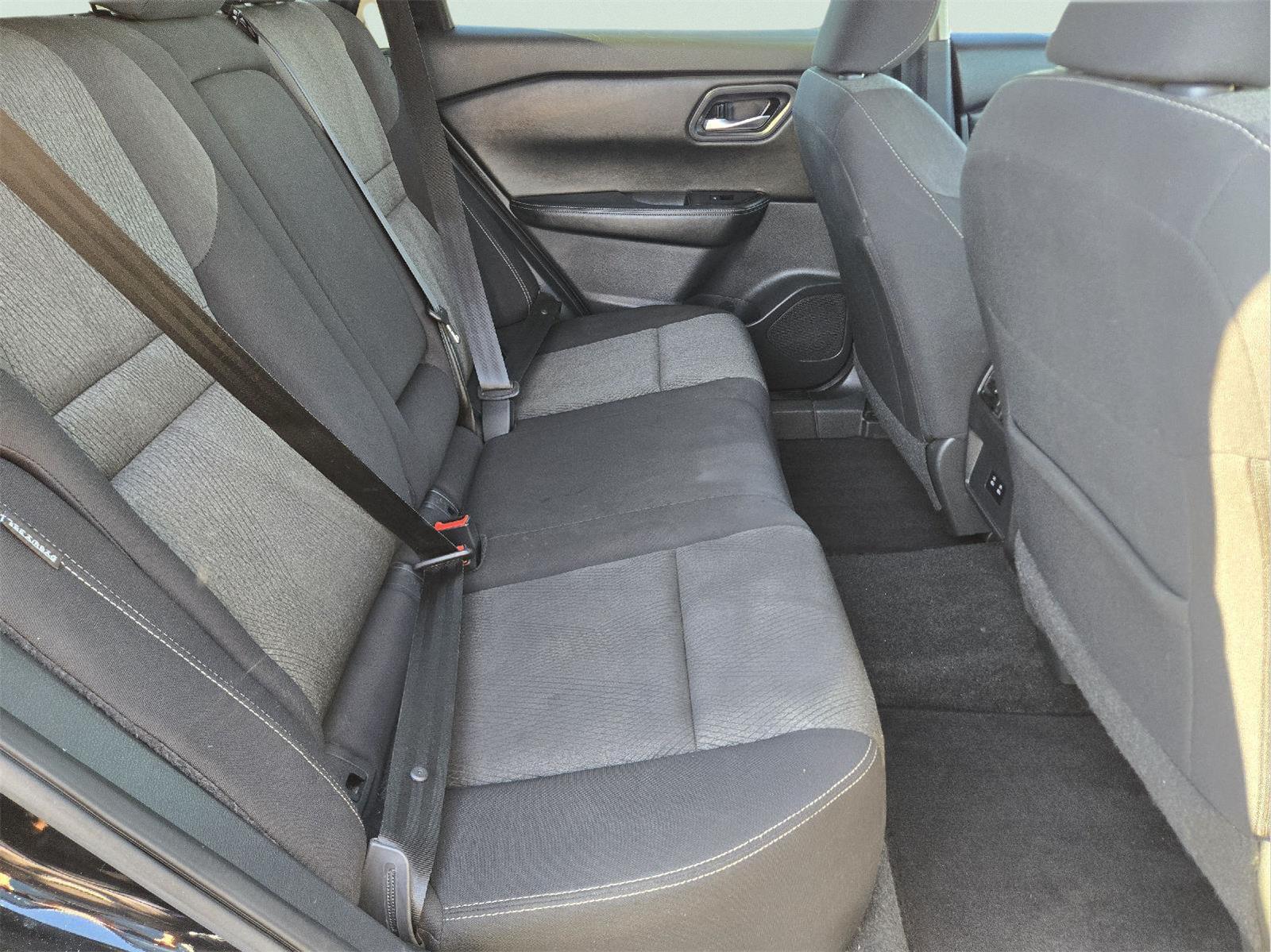 2024 Nissan Rogue photo 20 of 34